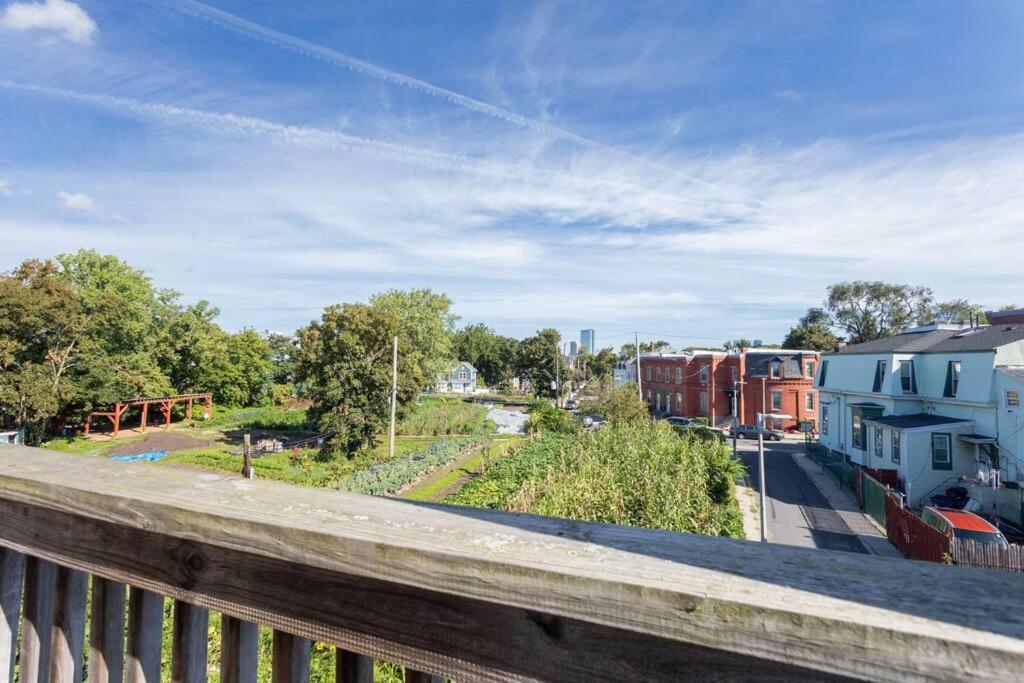 New! Near Mbta, 3mi To Fenway ! Appartamento Boston